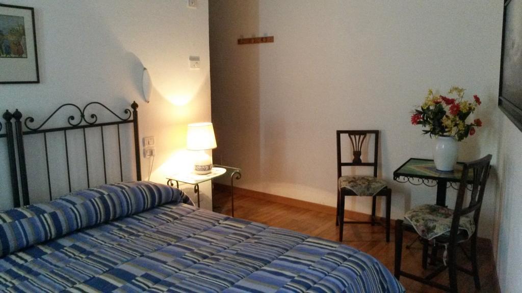 Camere Carli Assisi Ruang foto